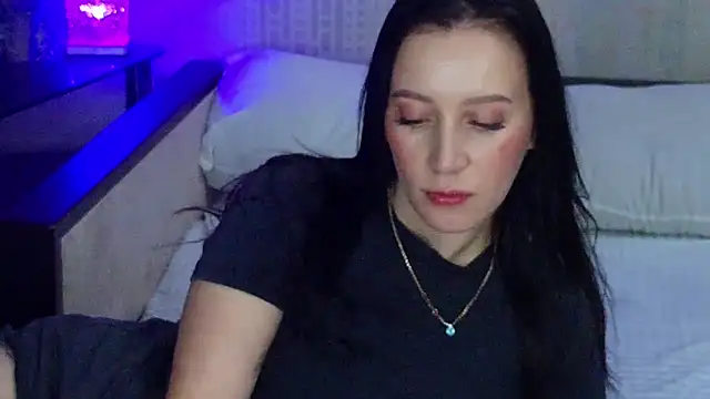 MonicaSweetx's cam snapshot