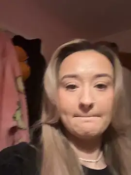 LilyLuck_ live sex cam