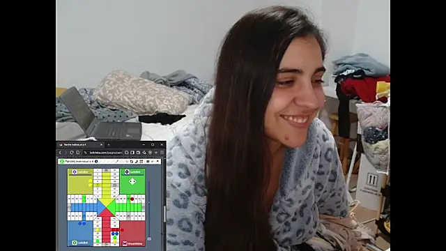 Ursumi1's cam snapshot