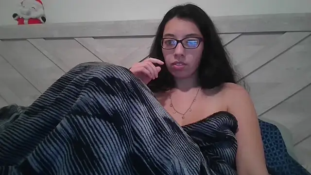 Lucysweets's cam snapshot