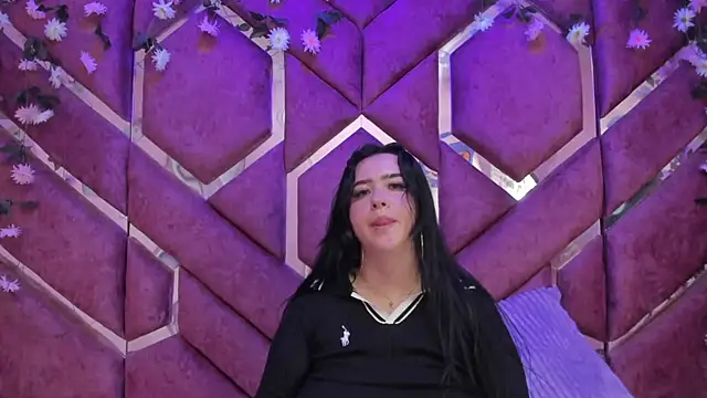 Victoria_Rossy's cam snapshot