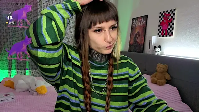 LilithPoison's cam snapshot