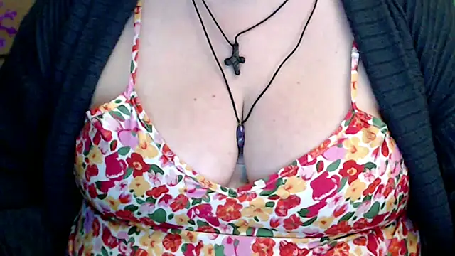 mayasmith live sex cam