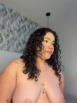 krisstenSantos live sex cam