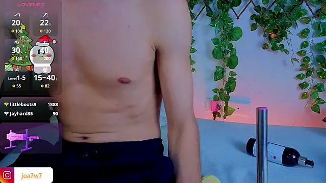 Levii_Ackermann live sex cam