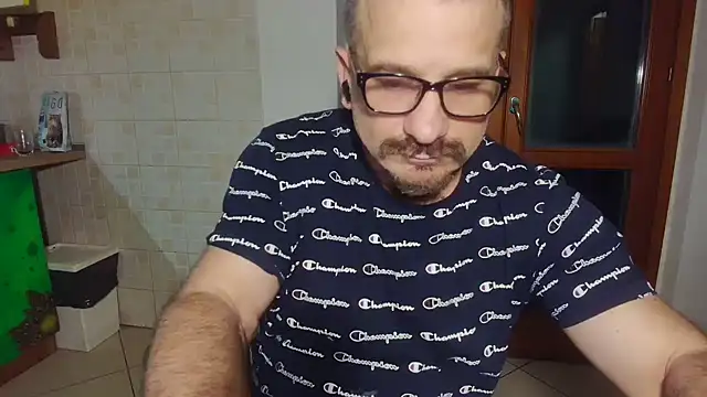 Mauro7788 live sex cam