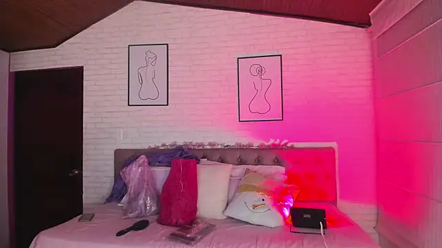 Kitty_Pam's cam snapshot