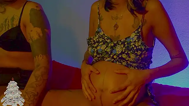 Couple_Moth666's cam snapshot