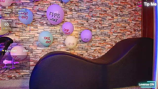 katy_handerson's cam snapshot