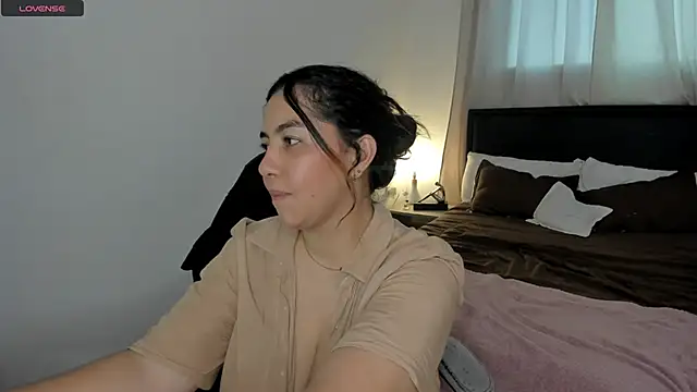 brithany_olson25's cam snapshot