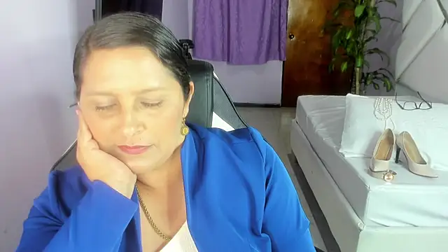 KikaDuque's cam snapshot