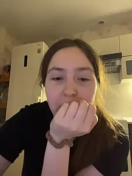 Charming_hamster_'s cam snapshot