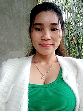 Bear_bear0's cam snapshot