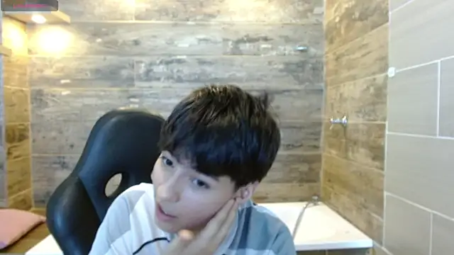 Bryce_Evans's cam snapshot