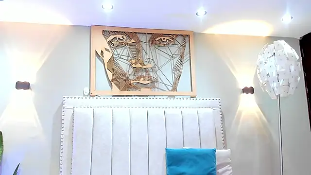 _EmilyJireh_'s cam snapshot