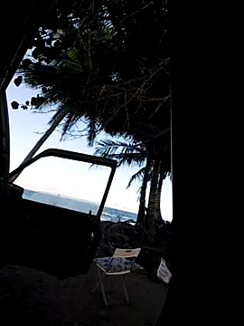 LucyNatural's cam snapshot