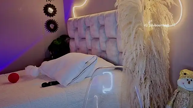 Silvermistt's cam snapshot