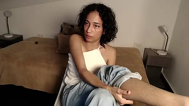 hot_little_bunny's cam snapshot