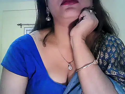 Model-Tanya's cam snapshot