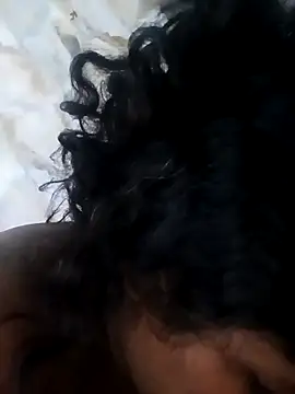 horny_diana's cam snapshot