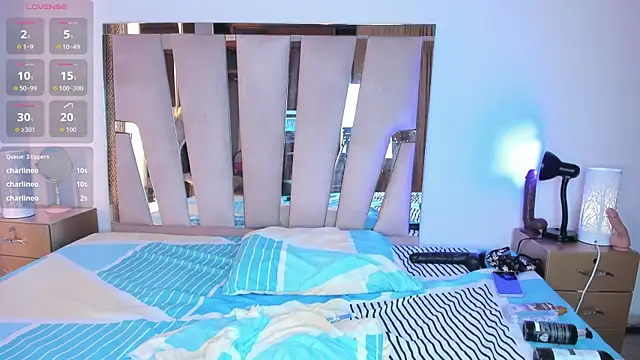 KarlieMoore's cam snapshot