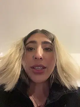 Ameellie's cam snapshot