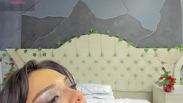 AmberGreyy_'s cam snapshot