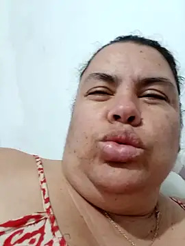 yaneth_'s cam snapshot