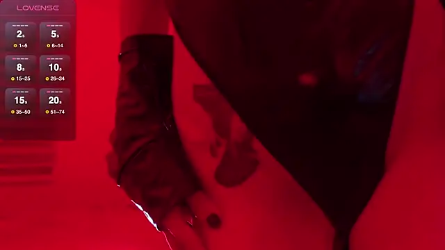 neon_demon's cam snapshot