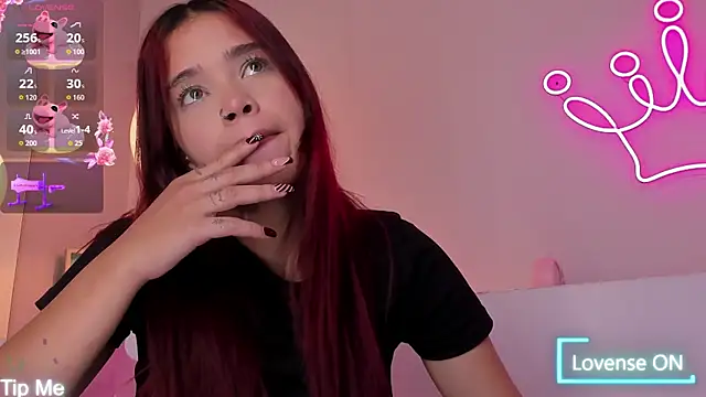 violeth_hill's cam snapshot