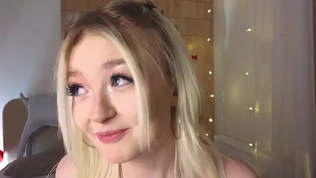 minigirl's cam snapshot