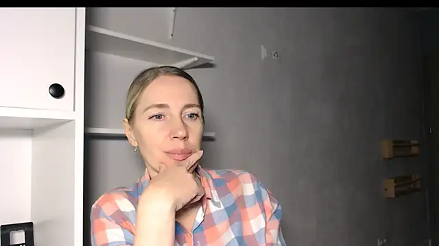 Javelinka's cam snapshot