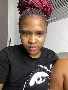 _Fifi's cam snapshot