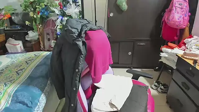 Mrs_mommy_'s cam snapshot