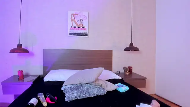 Katyrousee's cam snapshot