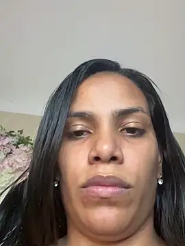 ArielleMillerr-'s cam snapshot