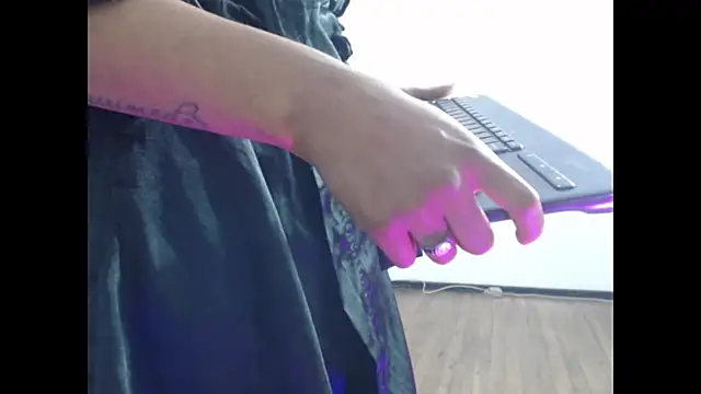 StormyWets_Bluk's cam snapshot