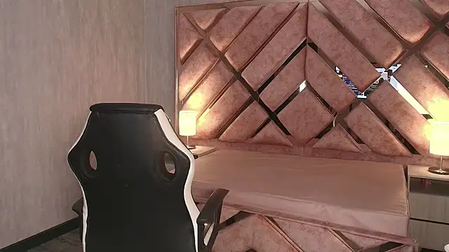 Alyssa_Brynn1's cam snapshot