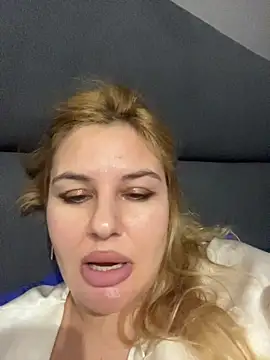 Passion-Blondy's cam snapshot