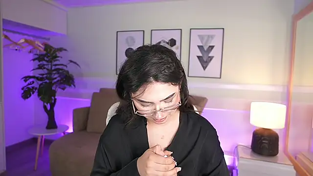 EmilyTurneer's cam snapshot