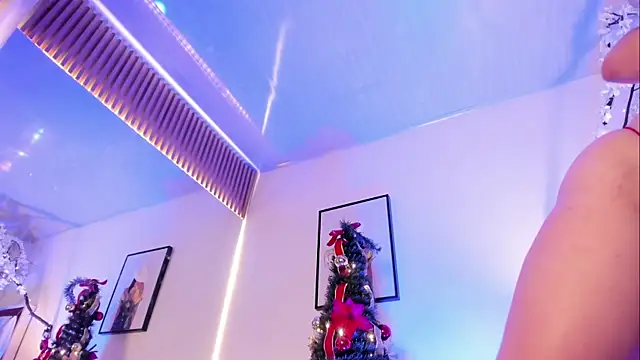 emy_williams's cam snapshot