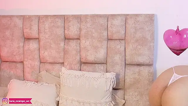 LunaOcampo_'s cam snapshot