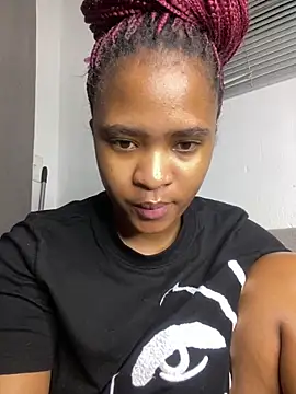 _Fifi's cam snapshot