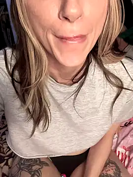 DallasAria's cam snapshot