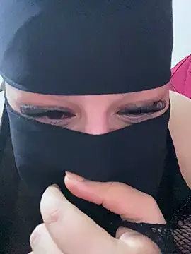 mari_layali's cam snapshot