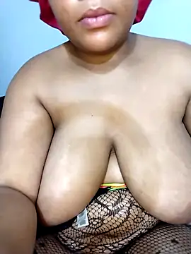 BeverlyQueen14's cam snapshot