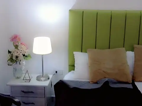 charlotte1_sweet live sex cam