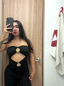 Pretty_Isadora's cam snapshot