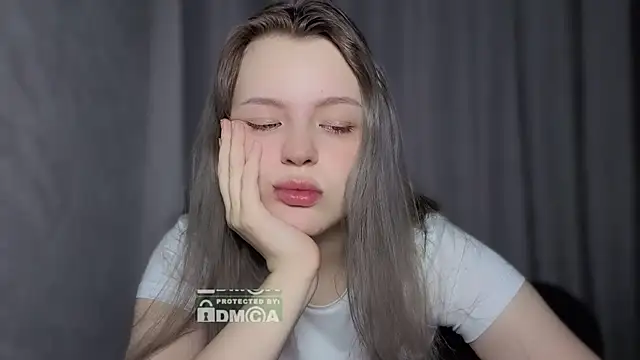 DollarBunny's cam snapshot