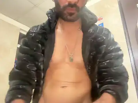 LustyDuoSecrets's cam snapshot